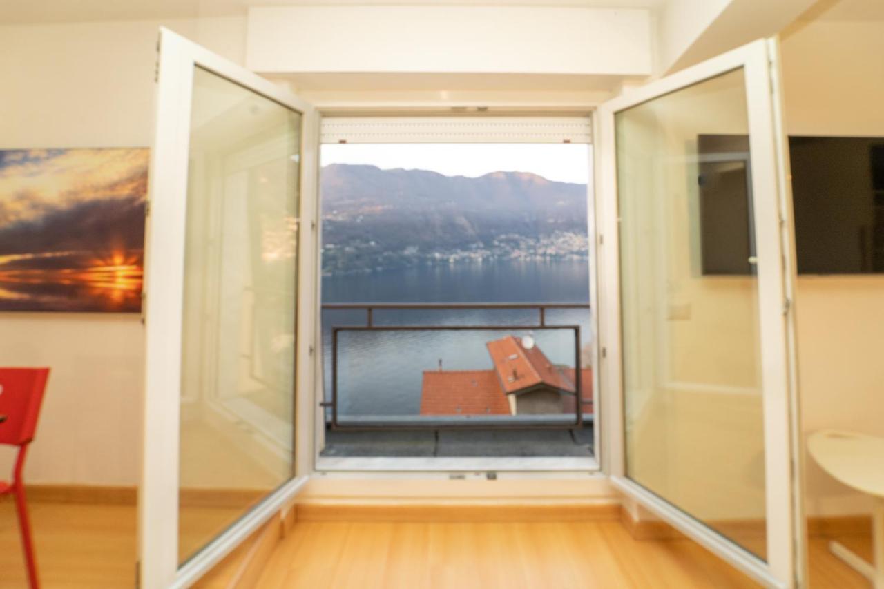 Spettacolare Loft Sul Lago Di Como Apartment เบลวิโอ ภายนอก รูปภาพ